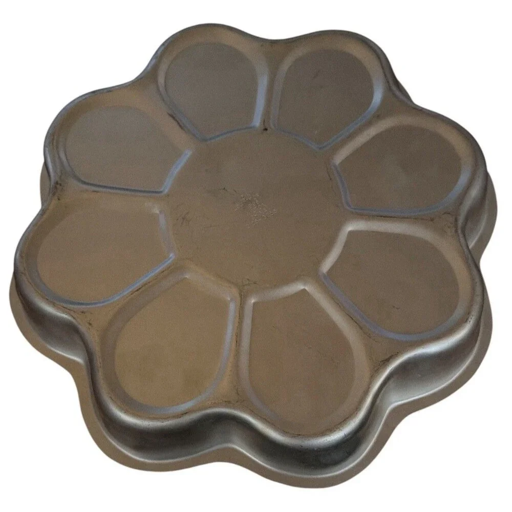 Wilton Flower Power Cake Pan 2105-3055 1998 Vintage Daisy Sunflower RETRO